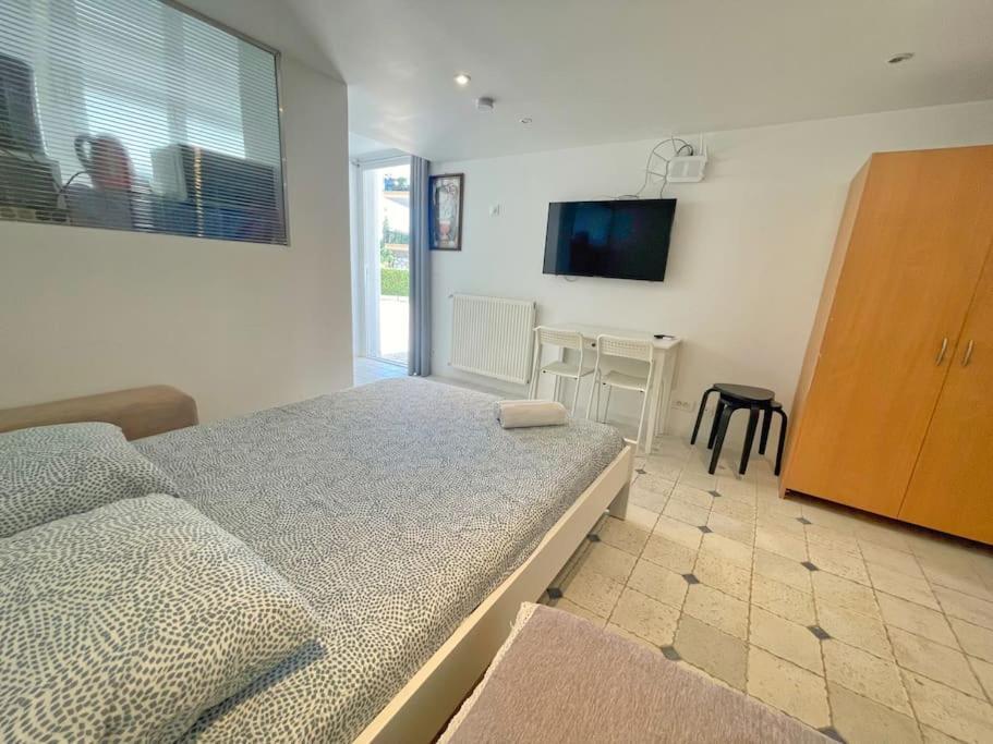 Villa 4 Appartements - Proche Centre Cagnes-sur-Mer Ngoại thất bức ảnh